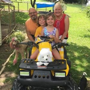 Meet your Posher, Linda